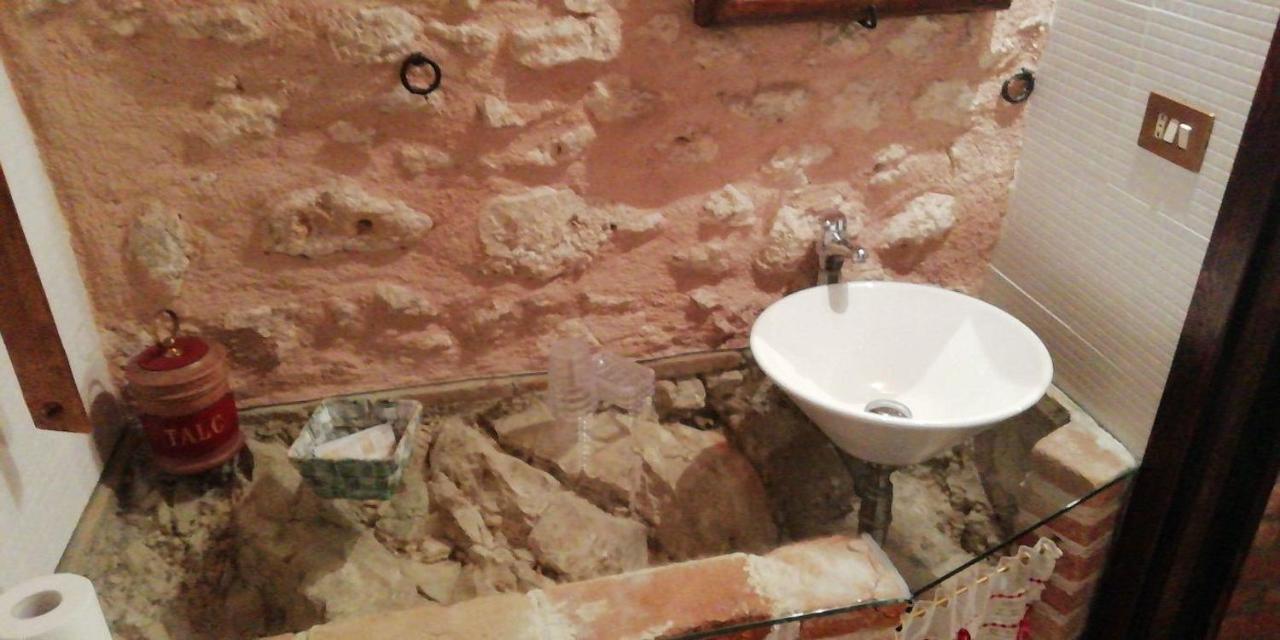 La Casa Sù Le Dimore Del Borgo Santo Stefano Di Sessanio Extérieur photo