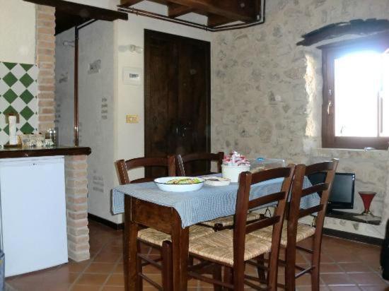 La Casa Sù Le Dimore Del Borgo Santo Stefano Di Sessanio Extérieur photo