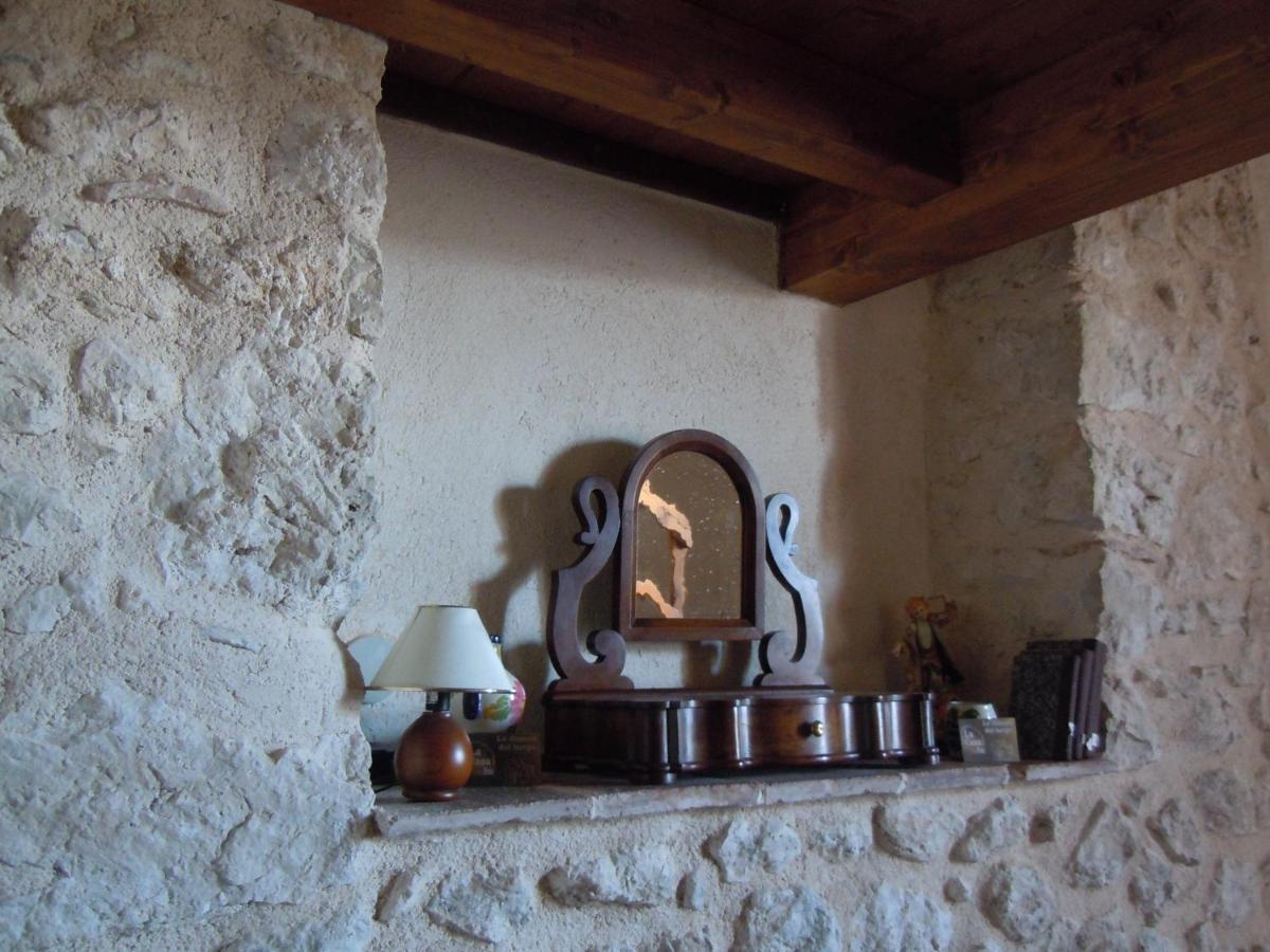 La Casa Sù Le Dimore Del Borgo Santo Stefano Di Sessanio Extérieur photo