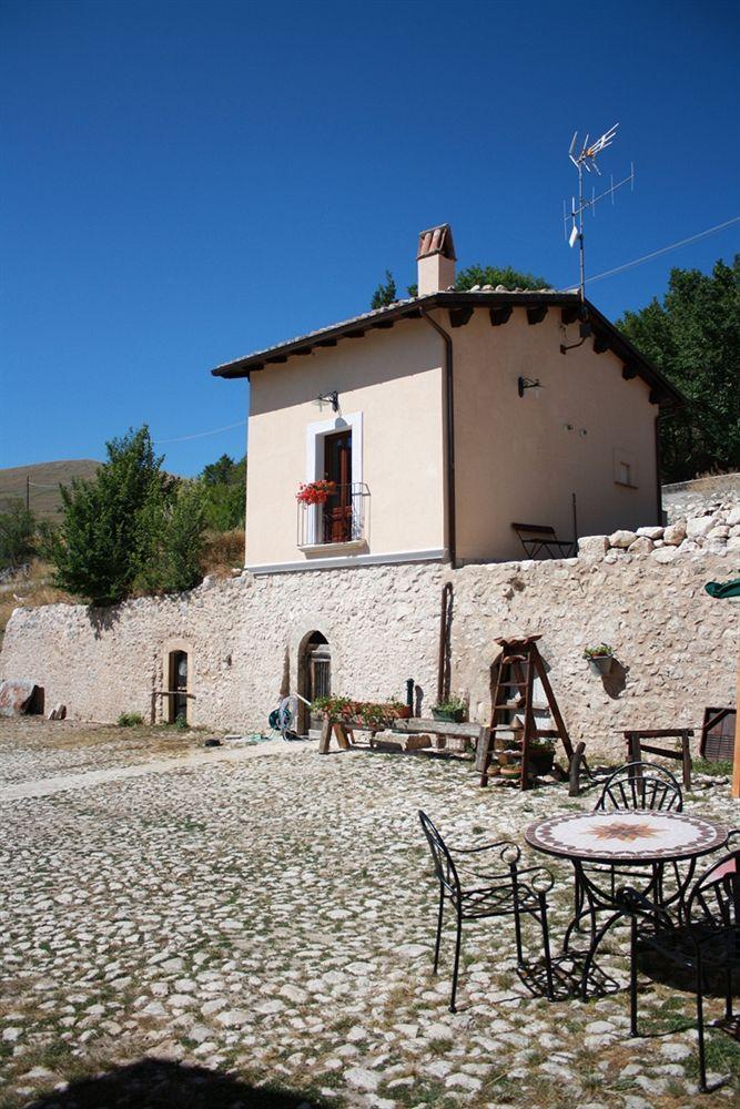 La Casa Sù Le Dimore Del Borgo Santo Stefano Di Sessanio Extérieur photo